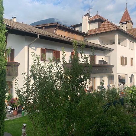 Haus Sankt Peter Appartement Lana Buitenkant foto